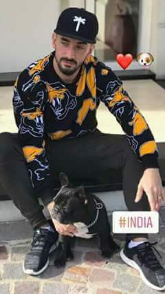 WalterElKun16's tweet photo. #India 🐶 😘 #Dolas ❤❤😍😘 recuerden #4DeAgosto #TeatroColonial festejaando #14AñosRomanElOriginal como tiene q ser junto a la banda 🎤🎶😉✌💯 https://t.co/V0yiIV4iOl
