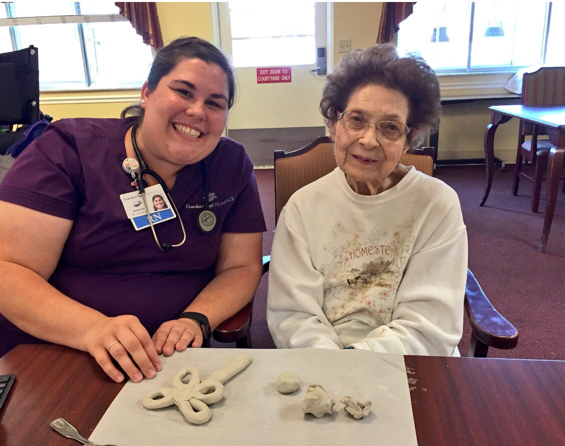 StMaryH's tweet photo. Residents on Legacy Lane enjoy working with clay #clayexploration #ENDALZ https://t.co/54W7nlHJIE