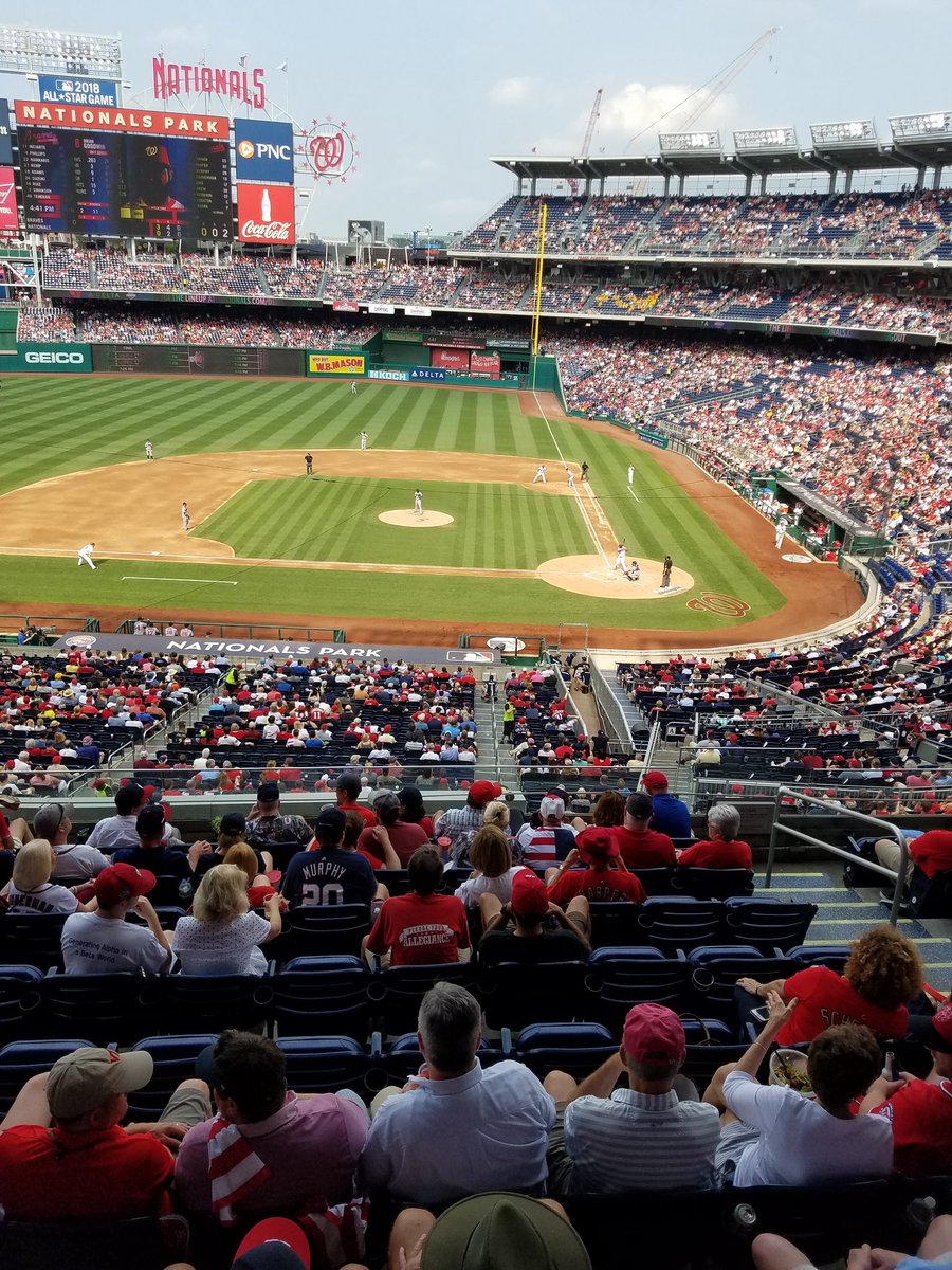 LAURA44356998's tweet photo. #washingtonnationals

Great seats tonight.. https://t.co/37rHbH0jOI