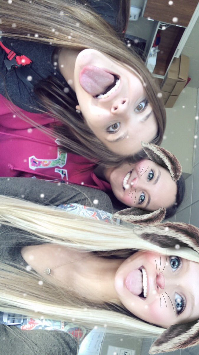 sidneyepp's tweet photo. Happy birthday ser ser @sarah_mixdorf hope you had a great day! Gonna miss u lots next year😭 don't get to lit tonite ❣️🎉 https://t.co/mZF9jDjwas
