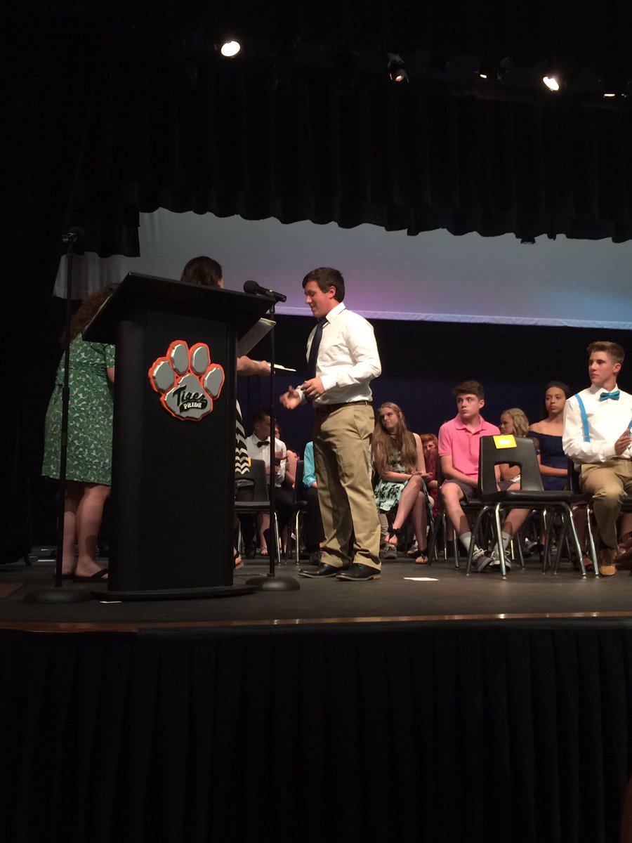 BMS_Principal's tweet photo. Congratulations to the class of 2021 on their promotion to grade 9. @PrincipalBiddHS you're getting a great class!  I https://t.co/dqkf53II9m