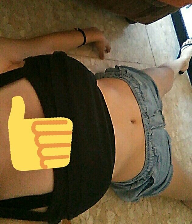 1maaariii1's tweet photo. - El suelo es lava
- El suelo es depresión
- El suelo es dormir
- El suelo es comida
+Yo: https://t.co/kHNmHeLlwf