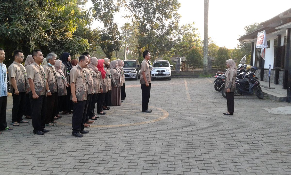 Apel pagi kamis 15 juni 2017 <a href="/dkk_purwakarta/">Dinkeskab Purwakarta</a> <a href="/DediMulyadi71/">Kang Dedi Mulyadi</a> @BKPSDM_PWK