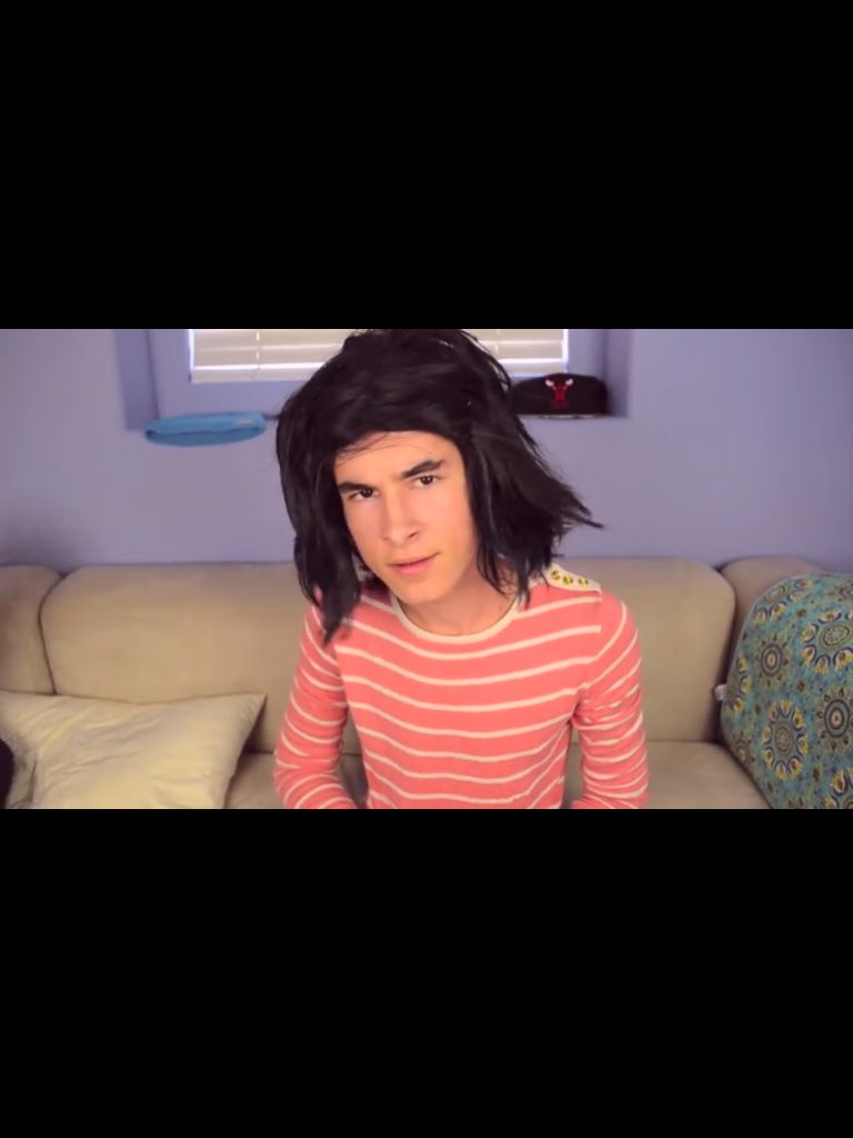 superJian95's tweet photo. @KianLawley u look the same lol https://t.co/cI2o0MKOc1