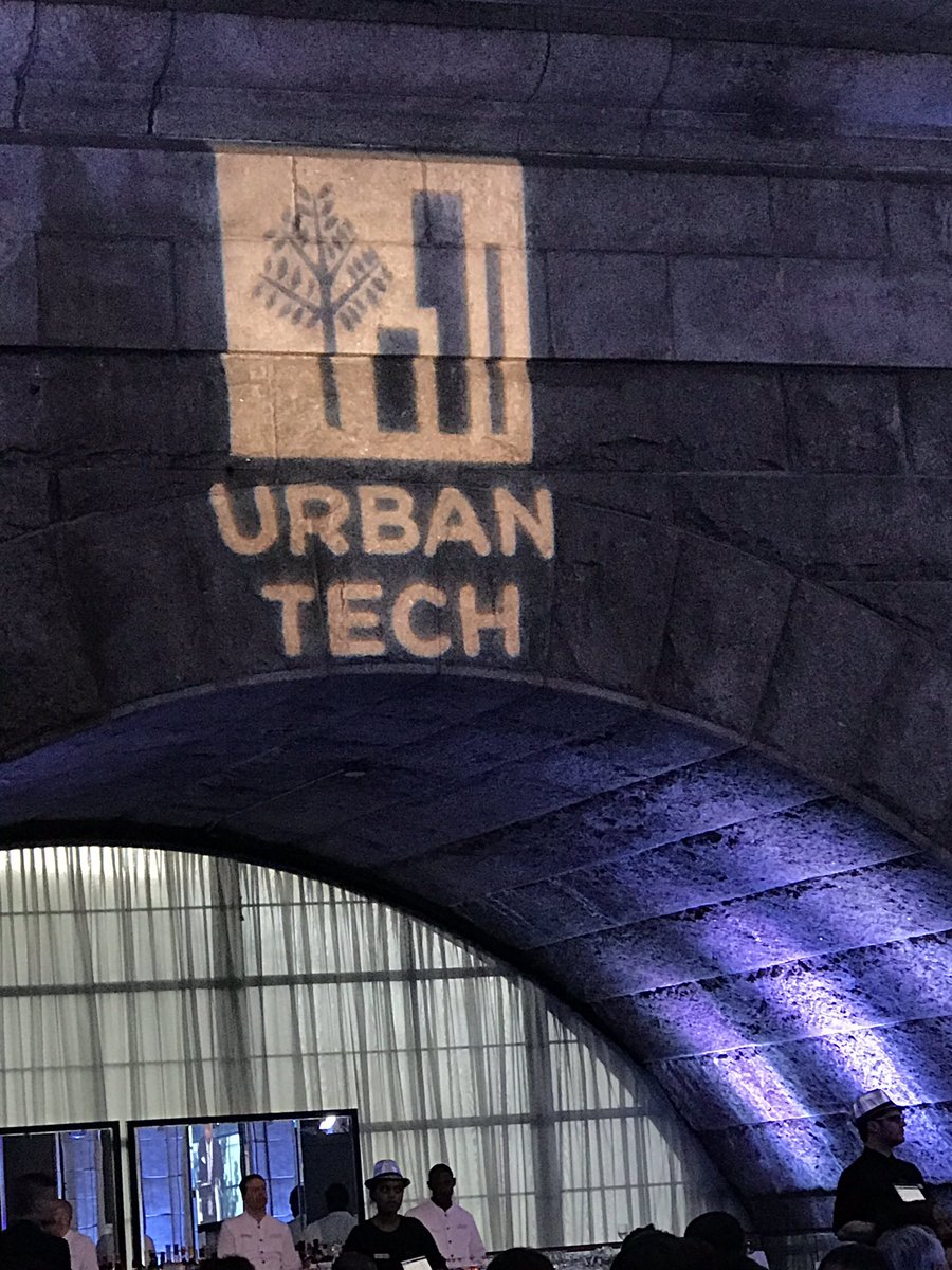 Tyrone_Farley's tweet photo. Tonight at the @UrbanTechCenter 2017 Gala! #UrbanTechMatters with recipient @HannahBronfman 👏🏾🙌🏾 #Cause #Tech https://t.co/Tm5QCxe8o1