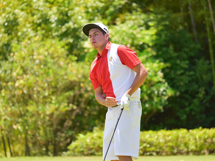 CCLP1962's tweet photo. #Golf #MundialJuvenil  
[GOLF] Día 2 | Julían Périco en el Top 10 del Mundial Juvenil
Noticia: https://t.co/z9RFC3ZNCu https://t.co/TnKQSeGAP3