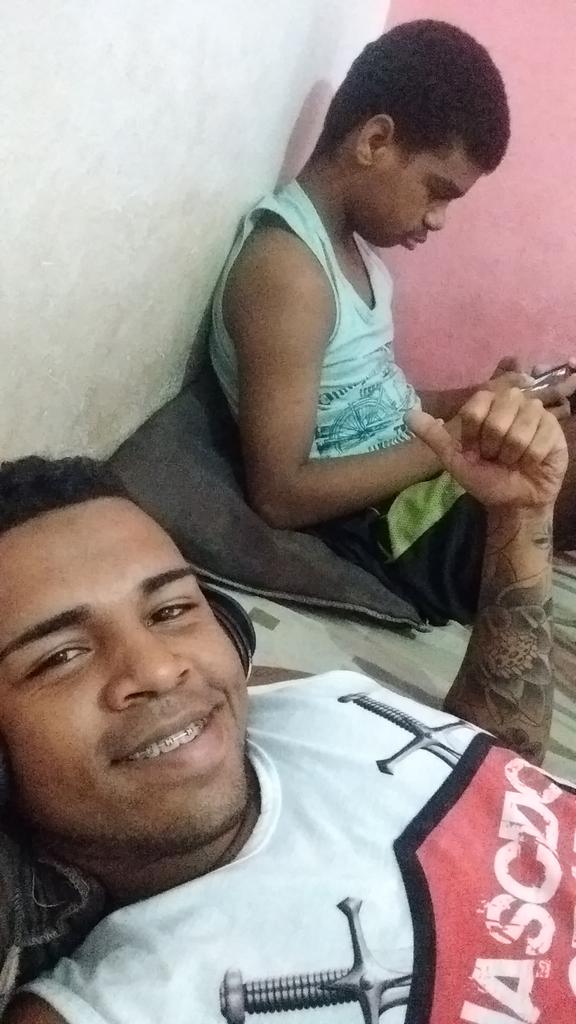 Davimatheus22's tweet photo. Ruan é o nome dele !
_irmãos_pra_todavida
#meuprotegido 😍🙈👦 https://t.co/e7auXVxDrj