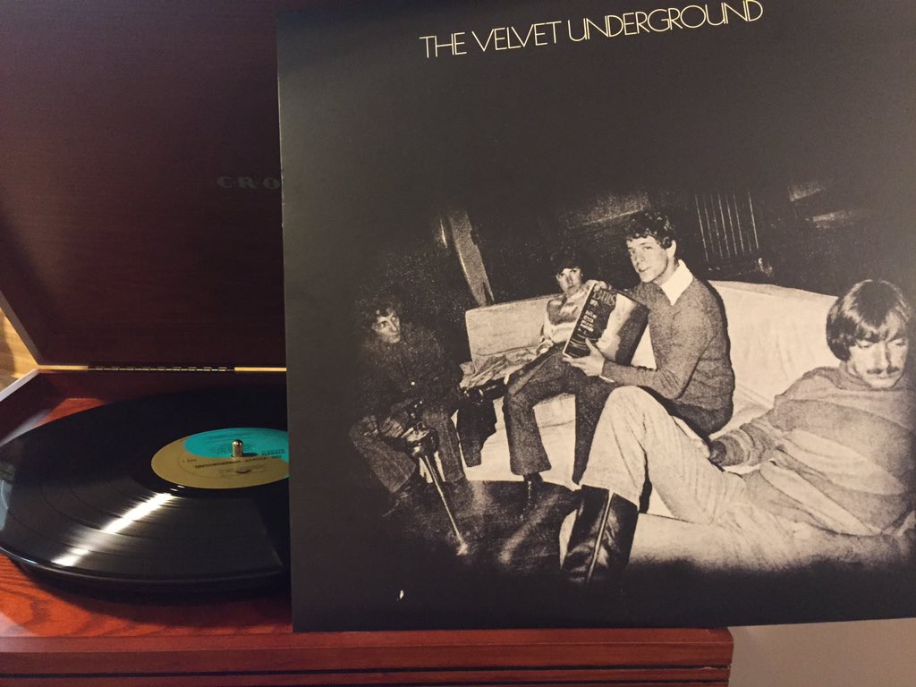 Ewniversal_art's tweet image. Still #foucus ing