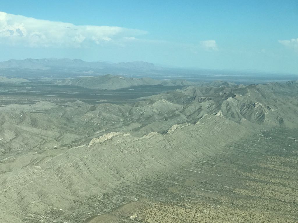 gdehoyoswalther's tweet photo. En ruta de Ciudad Juárez a Parral para participar en la Asamblea. En la Foto con  Pdte de @Coparmex_Juarez, Pdte y VP de @CoparmexParral. https://t.co/ty99mHrp8N