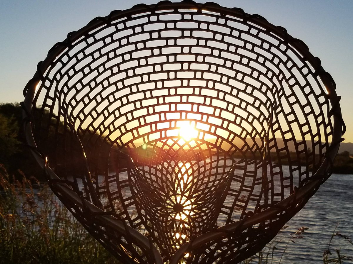 PicaboAngler's tweet photo. Silver Creek Sunsets! #flyfishingsilvercreek #picaboangler #sunvalleyflyfishingguide #peaceloveandflyfishing https://t.co/rjolTMYVZJ