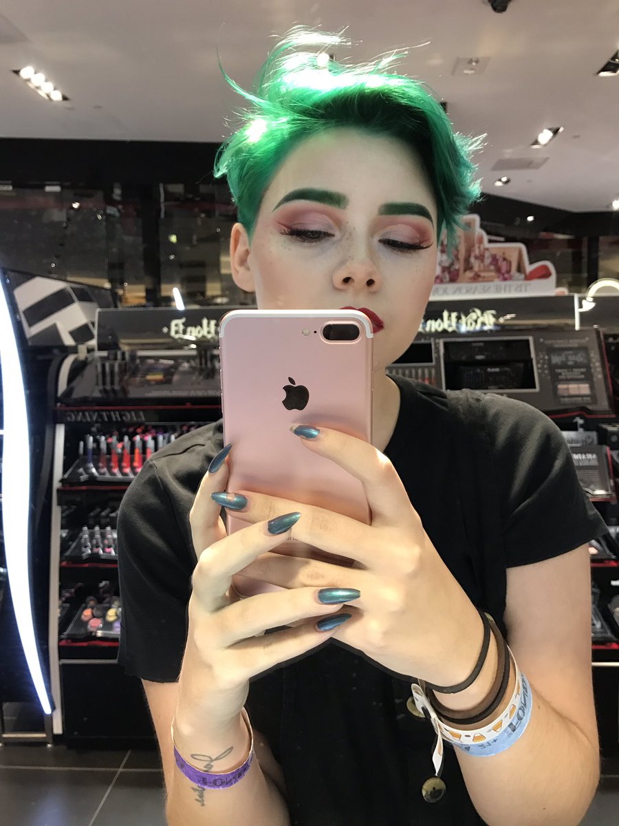 teddythot's tweet photo. Oh wow https://t.co/J5jIUaMnek