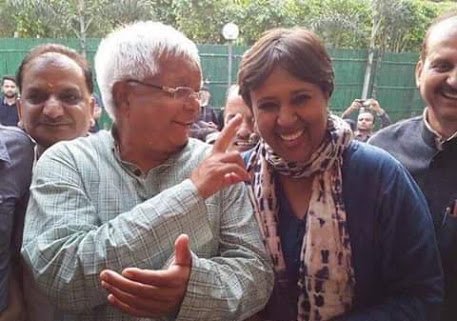 Muskaan016's tweet image. Sickulars #Presstitutes who😭about Press Freedom r🙈🙉🙊bcoz its Lalu Prasad Yadav who physically attacked Reporter🙅
#NetasMindYourLanguage 👇😠