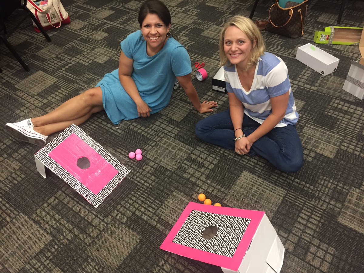 alundy0530's tweet photo. So great to see this sweet lady at summer PD. #CardboardChallenge https://t.co/HHWem3MZGr