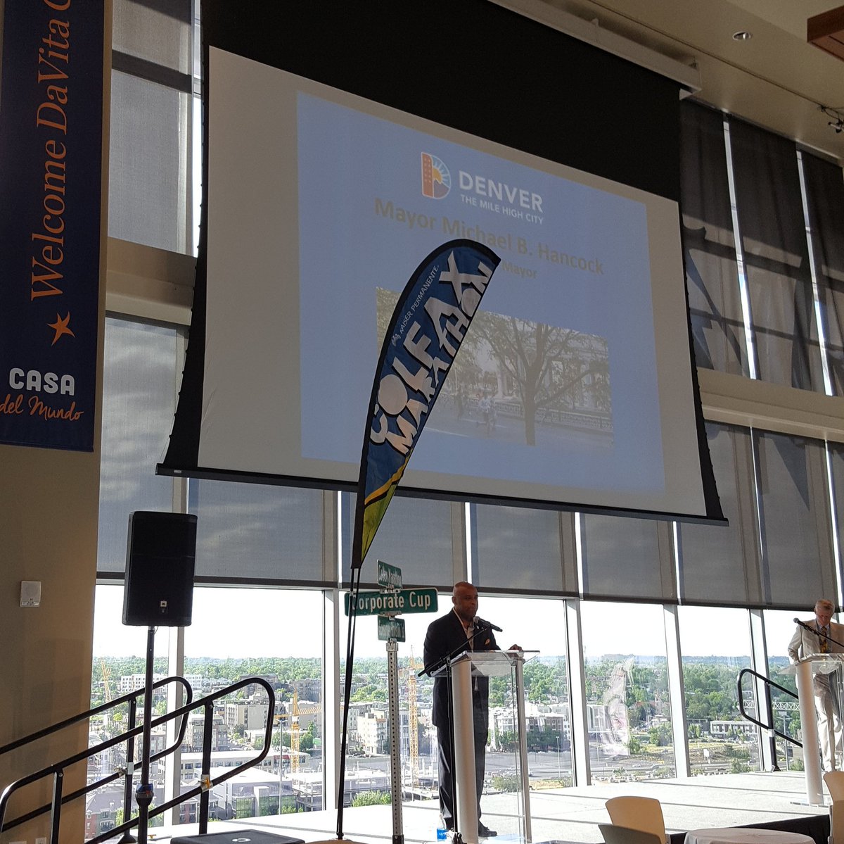 cc_bridges's tweet photo. Always a pleasure and an honor to host @runcolfax and @MayorHancock at DaVita headquarters, celebrating the marathon and relay winners. https://t.co/tnXgfrhvkp