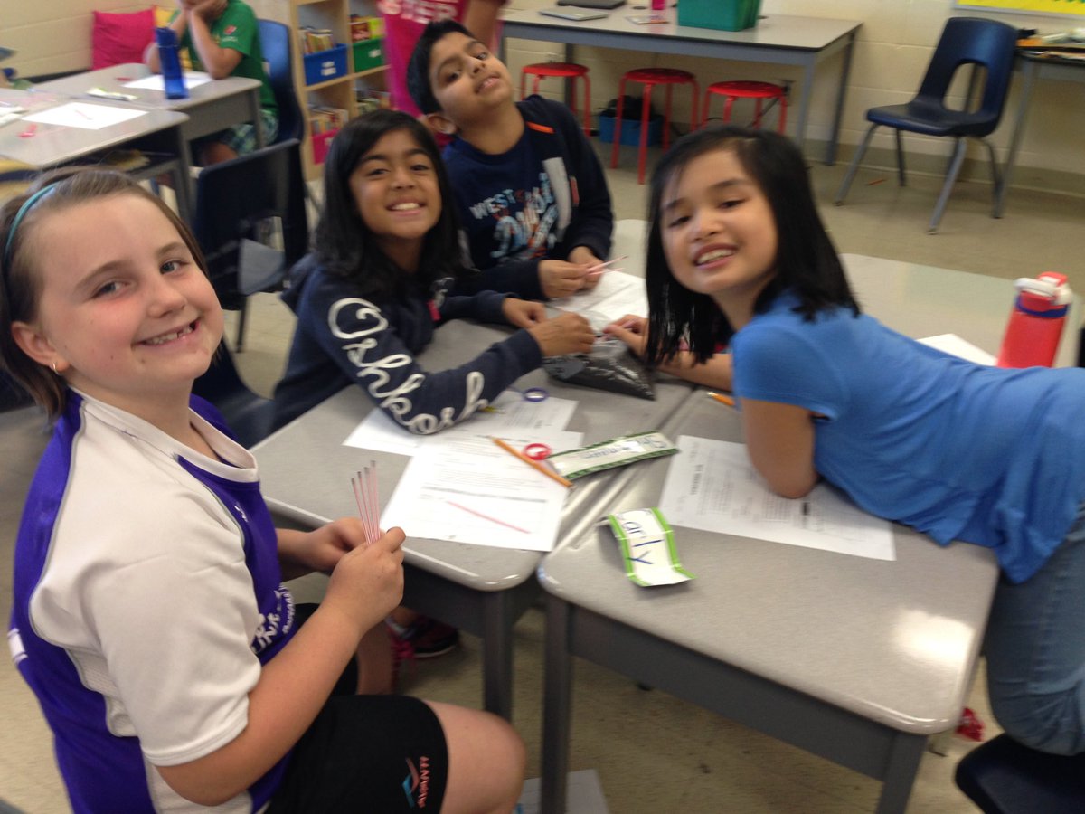 3SmithMacKenzie's tweet photo. Comparing different types of soil https://t.co/0YhPfGBn4A