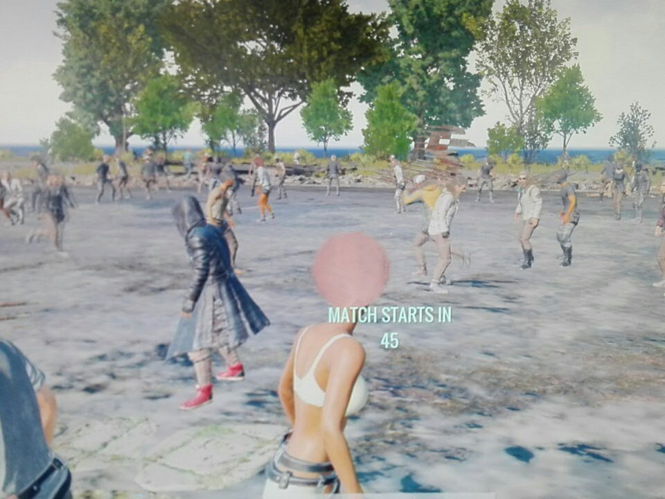 ClumzyHQ's tweet photo. PUBG Con #TeamChavoRucos + #TeamEcatepec https://t.co/a4lUljJlxn https://t.co/6zn7B5BIYo