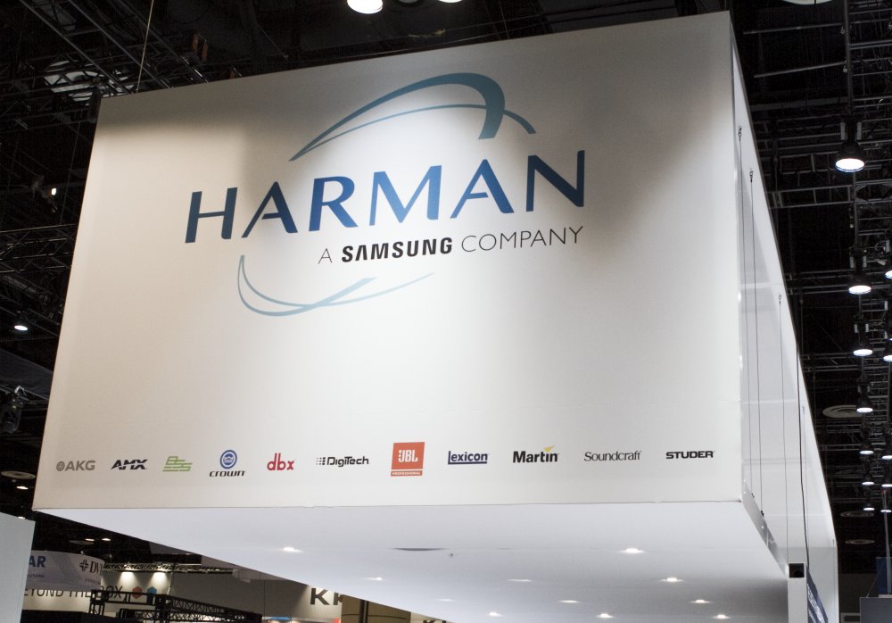 HarmanProIndia's tweet photo. Day 1 at #Infocomm2017 was packed and we bring to you the highlights straight from #Orlando. visit https://t.co/DJOtN5NESV for more info https://t.co/W5j6GmhlYZ