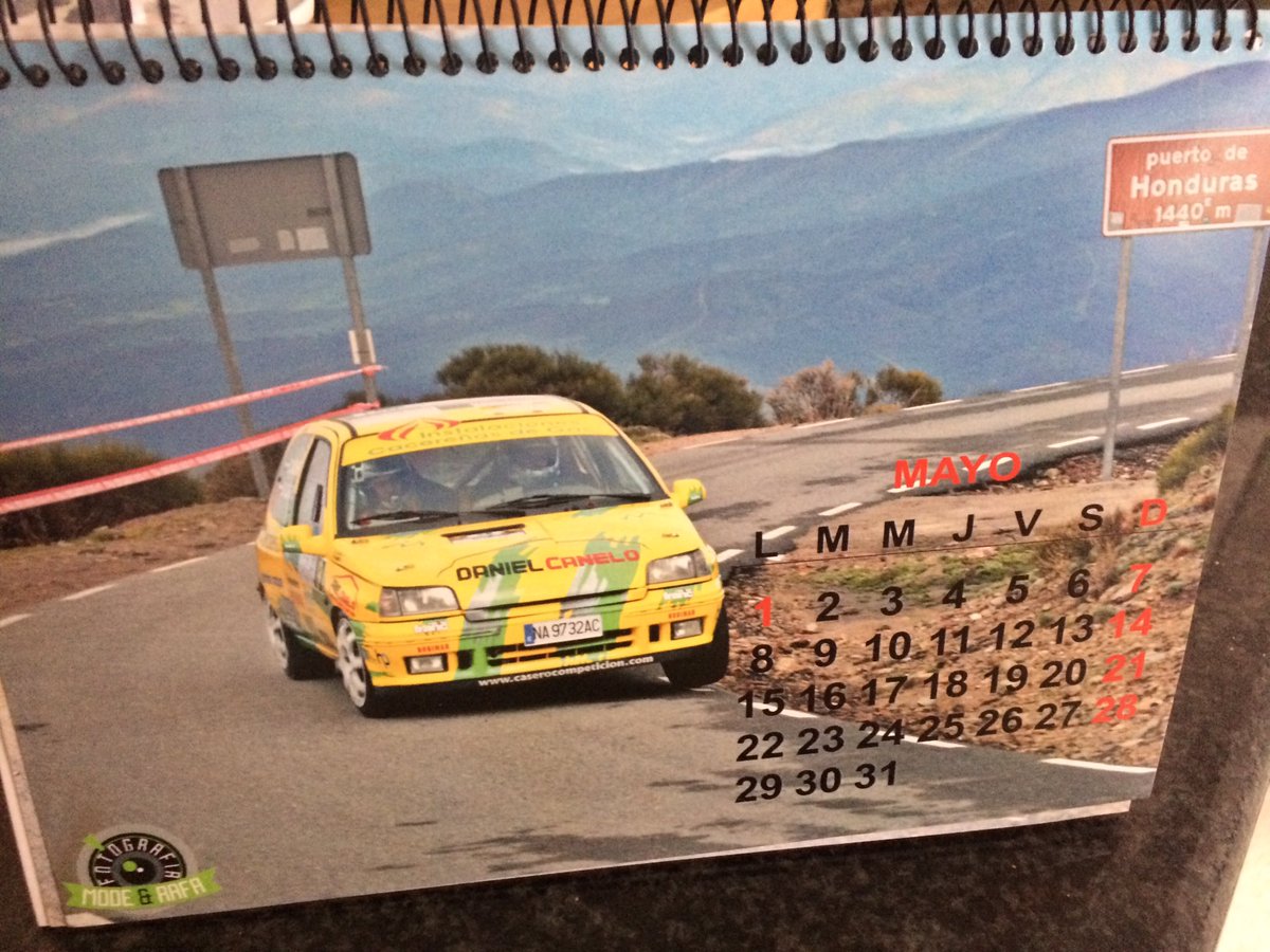 Este año me he quedado atascado en mayo. Jejejee

Calendario by Mode &amp; Rafa