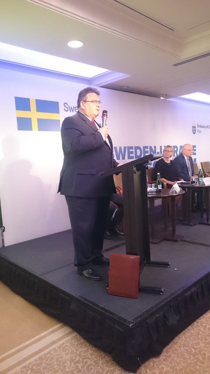 @LinkeviciusL at #SUBF17: Let' talk business, let's build bridges #GrowingTogether