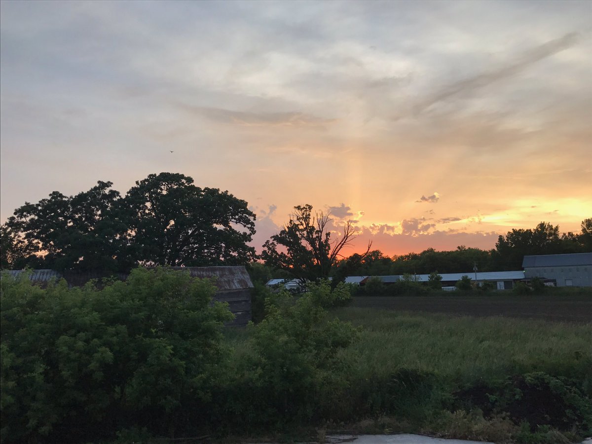 _TaraNye's tweet photo. Mom told me I needed to send you these #wkow https://t.co/s8PIeO9bJ7
