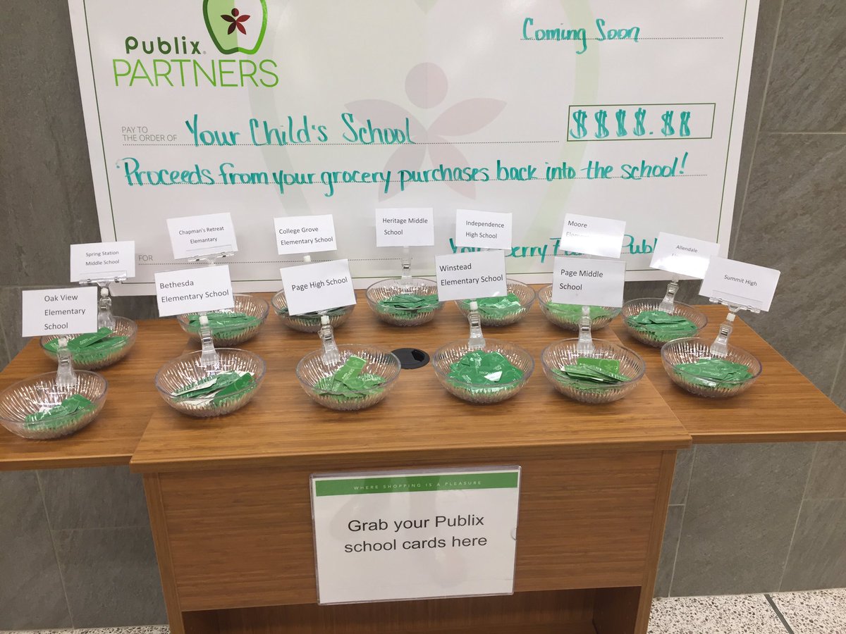 jacksonm73's tweet photo. @Publix I visited store 1529 and saw this display, although Publix Partners isn't effective in Florida?#proudpublixemployee #fulltimeteacher https://t.co/KwYTTw3d1u