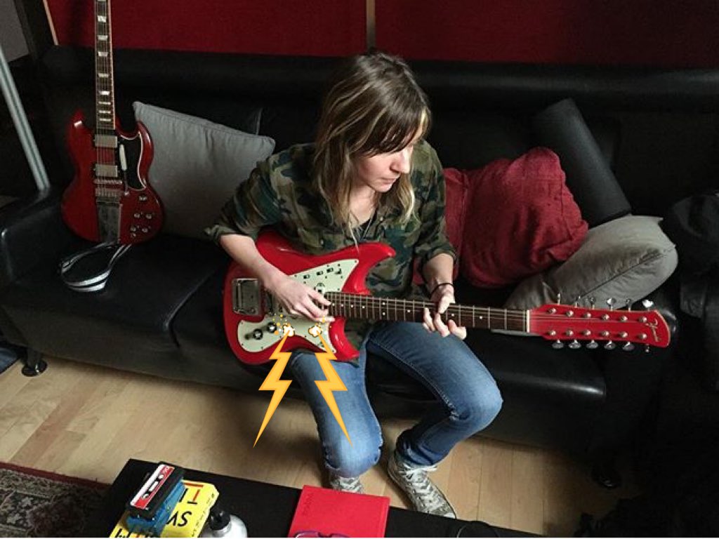 OvernightTO's tweet image. Laying down some new riffs in a Vancouver studio.