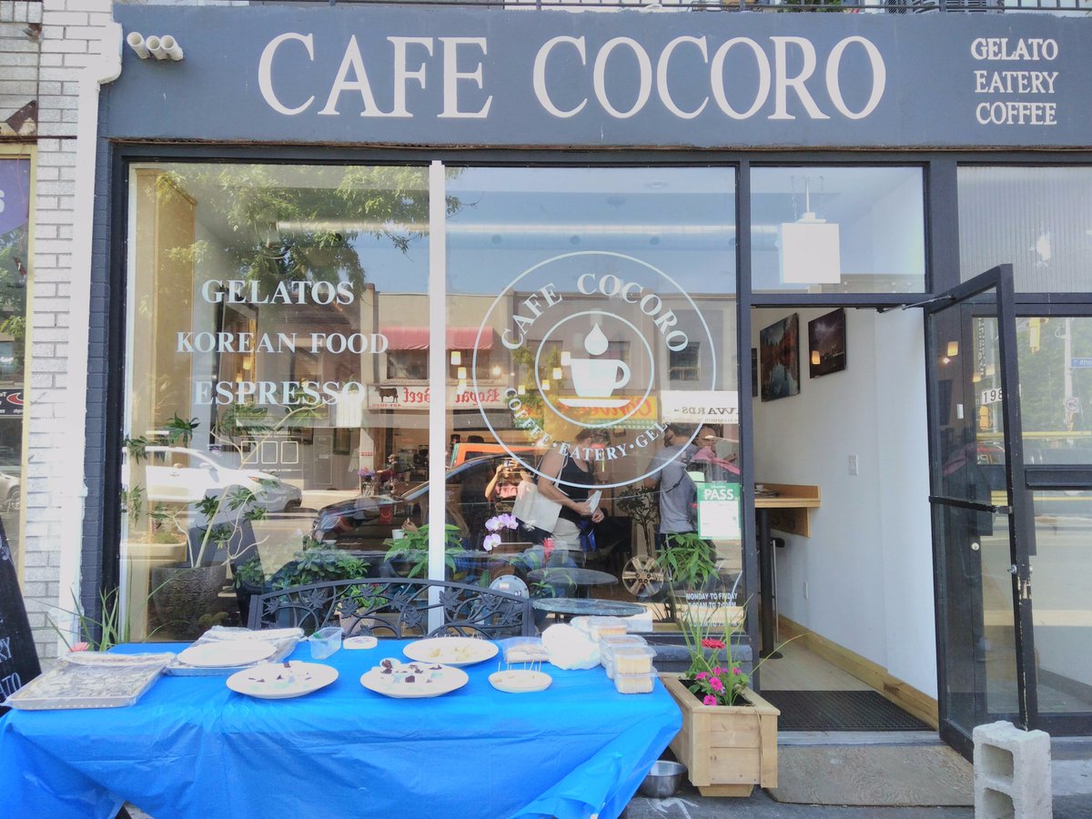 CafeCocoroTO's tweet photo. Thanks to @TheDannyBIA for hosting a successful sidewalk sale last Saturday and thanks mayor John Tory for stopping by! https://t.co/Z6yhAzxkEt