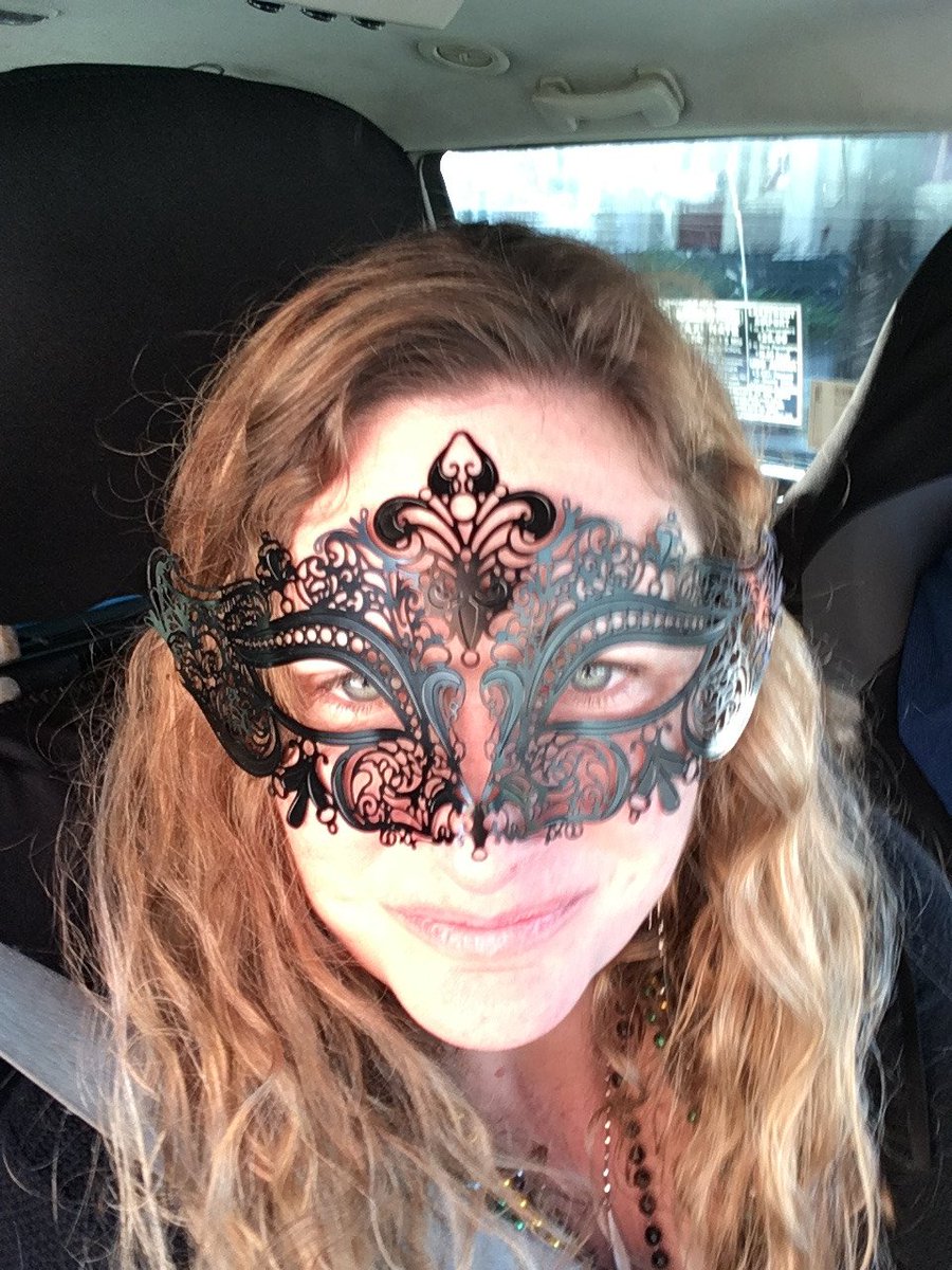 Feeling nostalgic for New Orleans / Mardi Gras.
