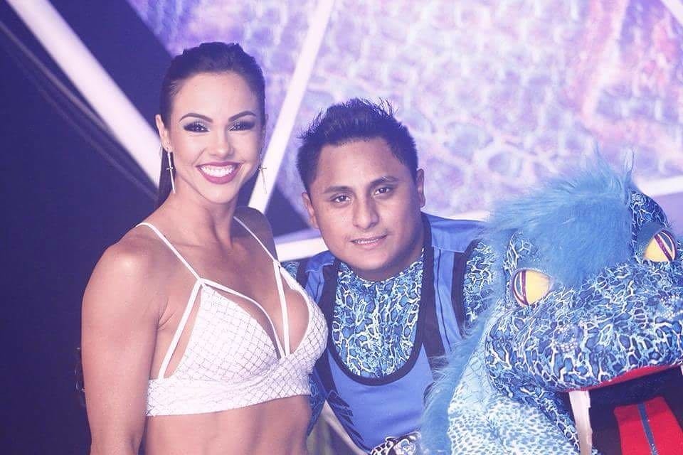 Anthonycastro02's tweet photo. Con la guapísima @PalomaFiuza_1  elegante ella ..... #eeg #brasil #perú #NuevosRetosEEGRAO #cobras  #EEGDeRegresoAlOrigen https://t.co/hA5uuITk2t