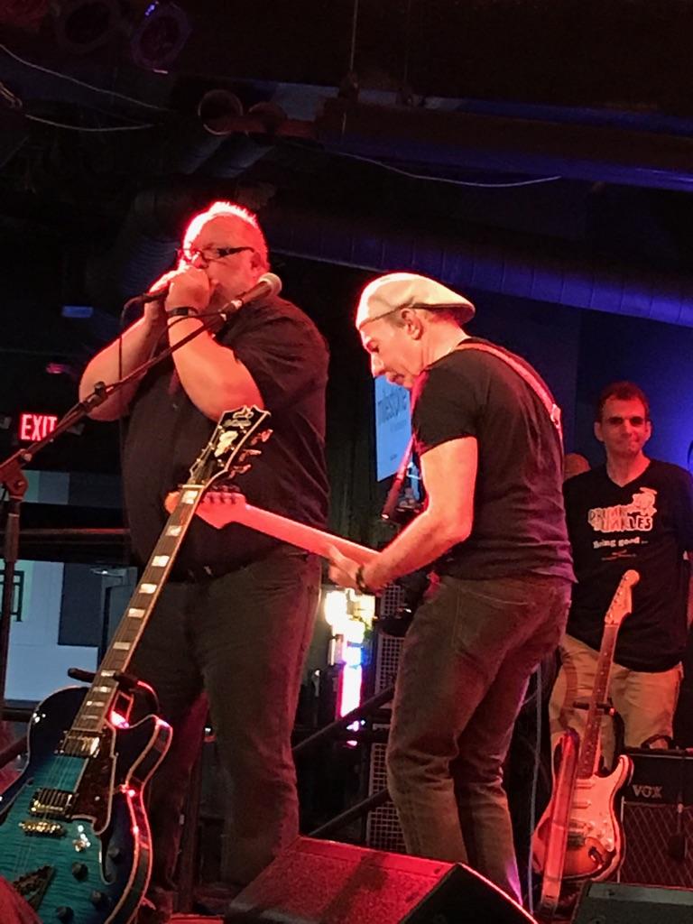 <a href="/DrunkUnkles/">Drunk Unkles</a> #infocomm17 gig was incredible. Did you make it, #AVTweeps? Share your photos! #AVMusicScene #avselfie