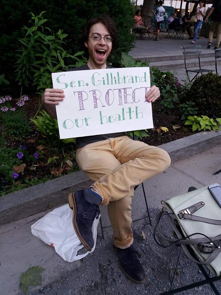 alwpod's tweet photo. #environmentamerica @SenGillibrand Help defend car pollution rules https://t.co/LsNT0ZuxXZ