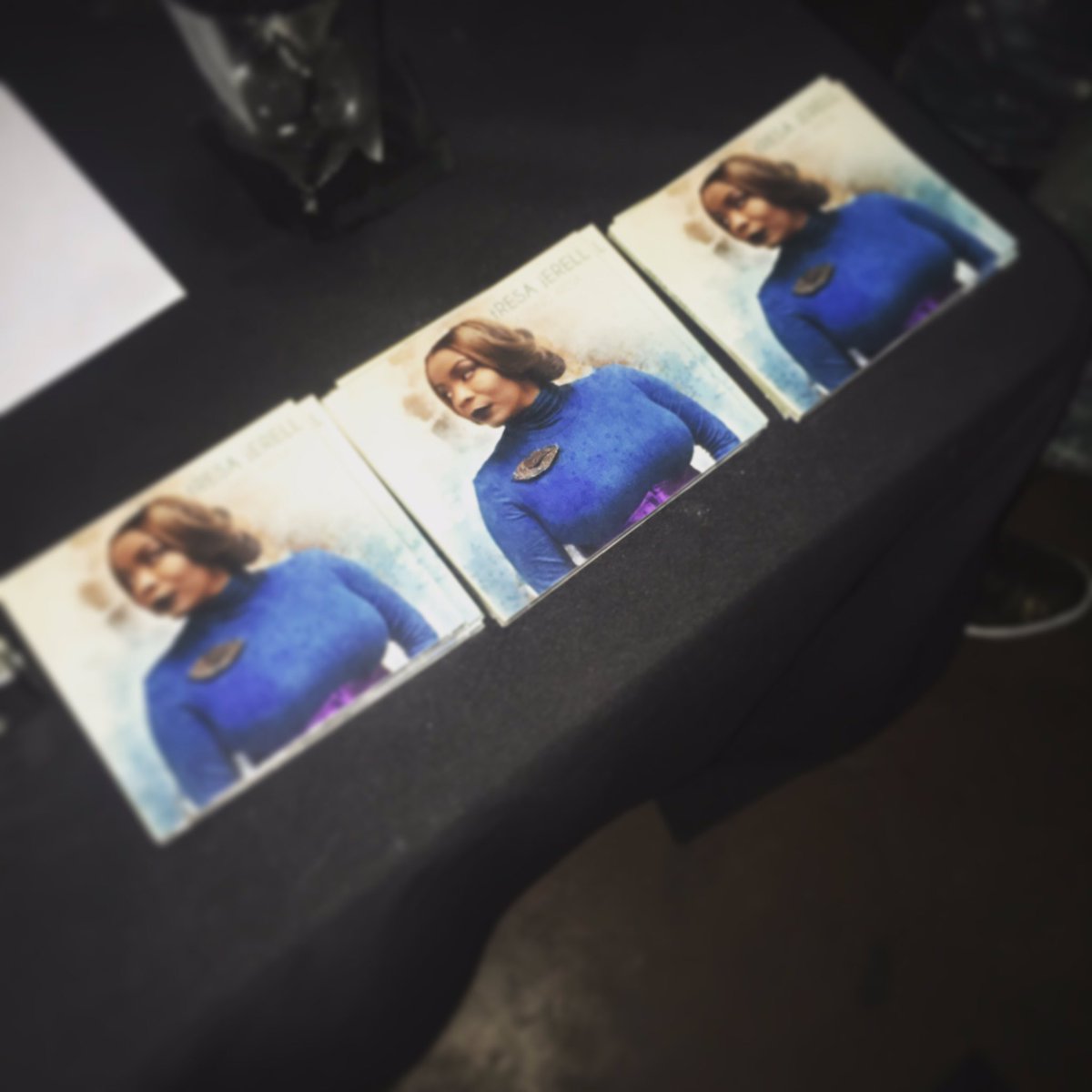AnalogueEscape's tweet photo. Get KISSING TRESA by #tresajerell today. Physical &amp; digital available. Kissing Tresa - EP by Tresa Jerell
https://t.co/RPrgBbxS7c https://t.co/abmBIHtSJg