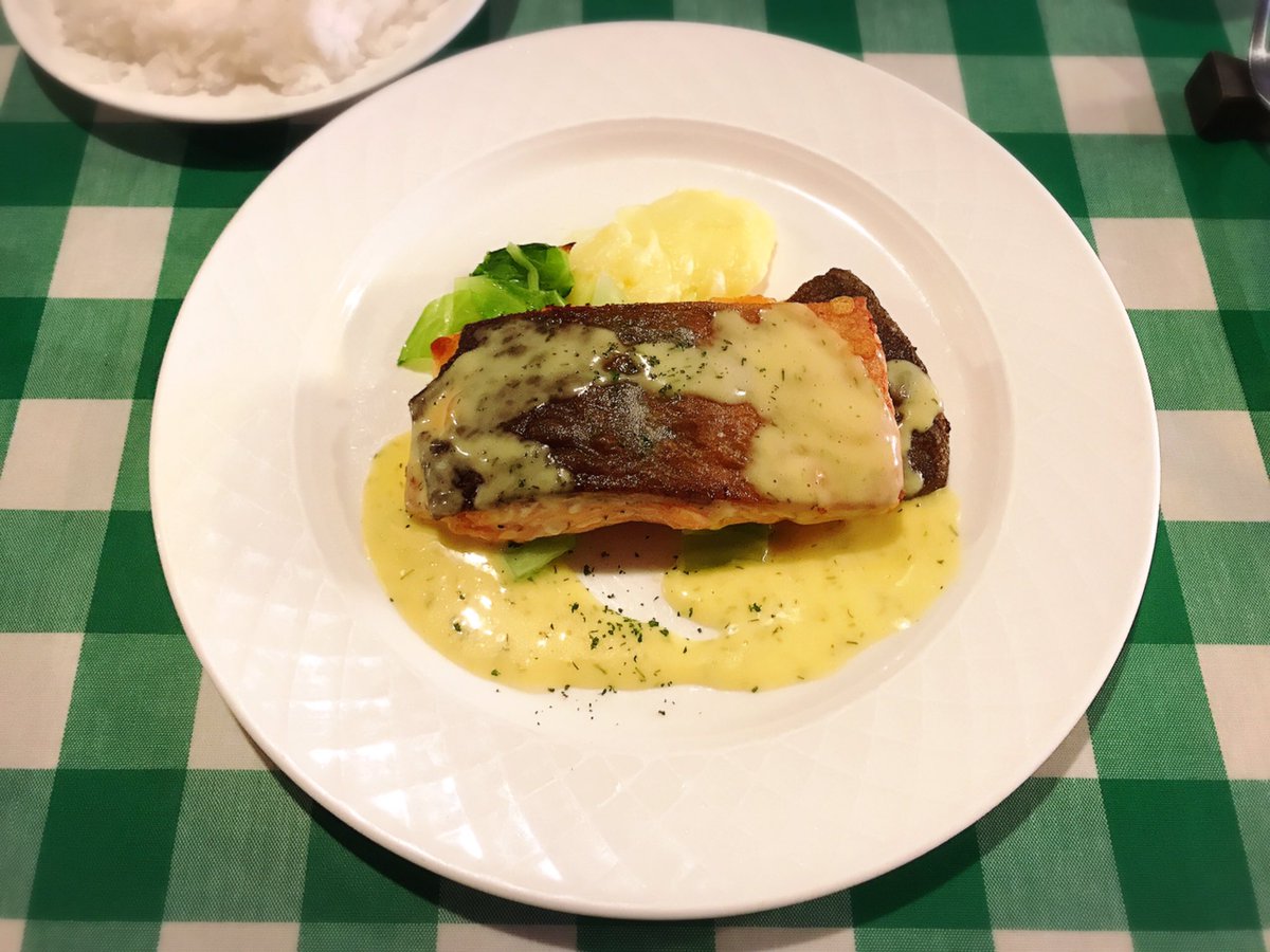 魔女っこれい 浅草橋 ジョンティ 本日のお魚料理ランチ1000円 フランス アルザス地方の料理がランチだとこんなにお得に食べられる 今日はサーモン まず 大きさにびっくり お洒落なところってちょこんとしたお魚が出てくるのでは という予想を裏切られた 魔女っこれい 浅草橋 ジョンティ 本日のお魚料理ランチ1000円 フランス アルザス地方の料理がランチだとこんなにお得に食べられる 今日はサーモン まず 大きさにびっくり お洒落なところってちょこんとしたお魚が出てくるのでは という予想を裏切られた