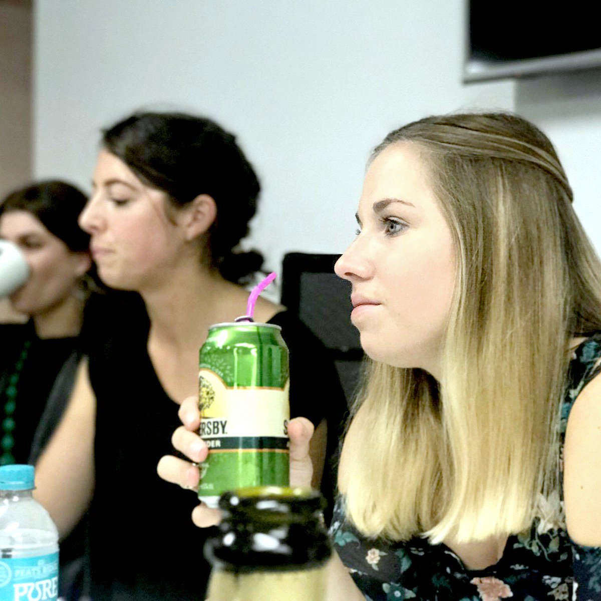 StudioMatrixAus's tweet image. Collective brainstorming is our favourite way to produce creative ideas. 2 innovative minds are always greater than 1! #studiomatrix