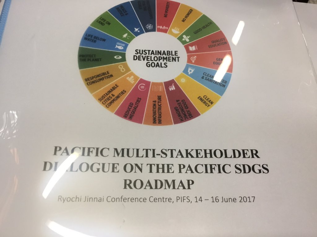 lquetty's tweet photo. 'Define inclusive development' #SDGPacific #regionalism  'what does it mean to different groups' @PDFSEC @ForumSEC # https://t.co/OBOlcYM4u6
