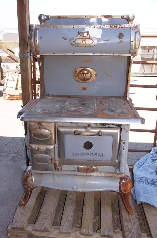 auctionsalesco's tweet photo. Check out this #antique wood cooking stove that is on our #consignment #auction this weekend.  https://t.co/c11WVc7zID https://t.co/sFznkPtRaK