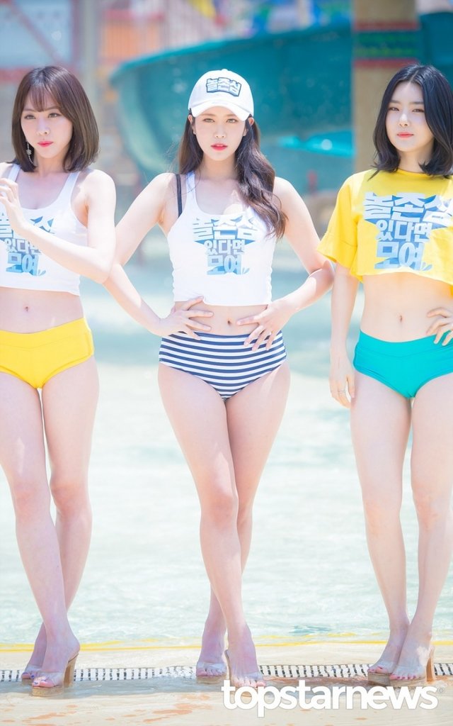 Thiccest Kpop Girl Group Celebrity Photos Videos Onehallyu