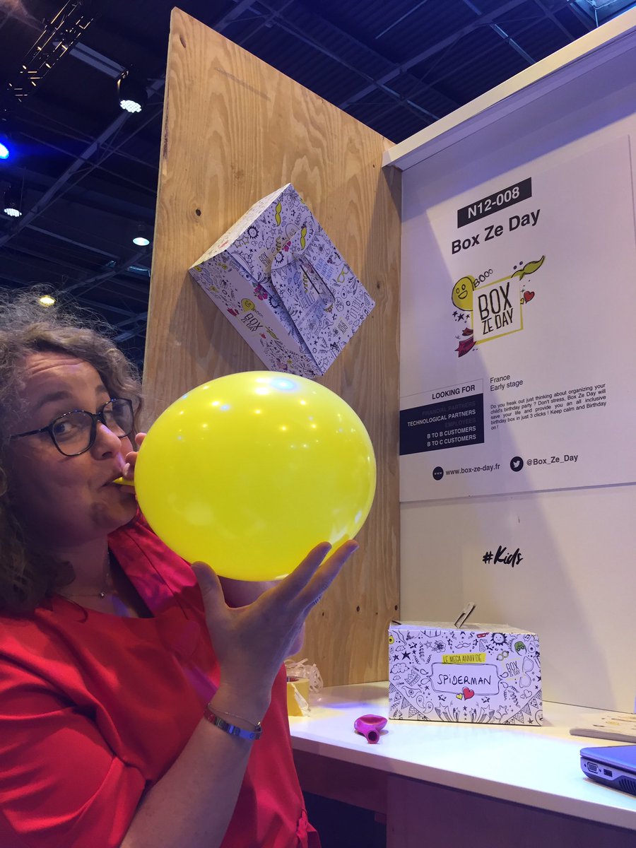 wakatoon's tweet photo. Les start-ups #Kids sur le Lab TF1 sont gonflées à bloc #vivatech #TF1inno #groupeTF1 https://t.co/YK2h7CXZkT