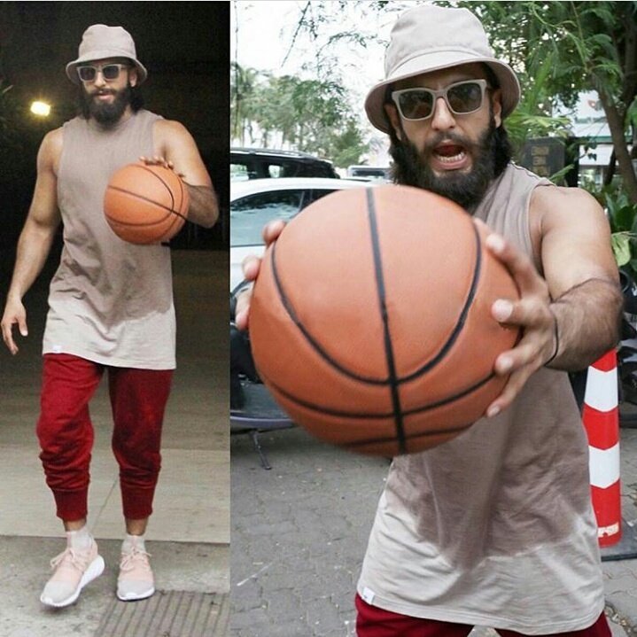 GR8_Stars's tweet photo. #ranveersingh #playmode #basketball #inthemoodtoplay #stressbuster https://t.co/T5b2uwlB3w