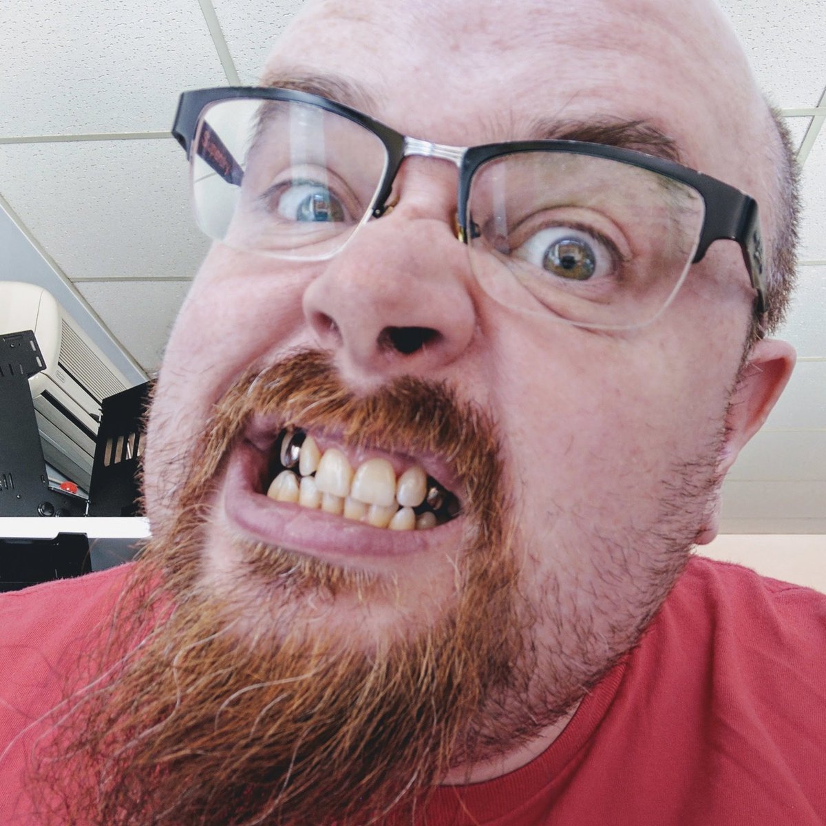 guru's tweet photo. #PirateLife #Teeth #Titanium #CrapTranshuman #Blingularity #PaddingtonThis https://t.co/MiBUSqEnOY