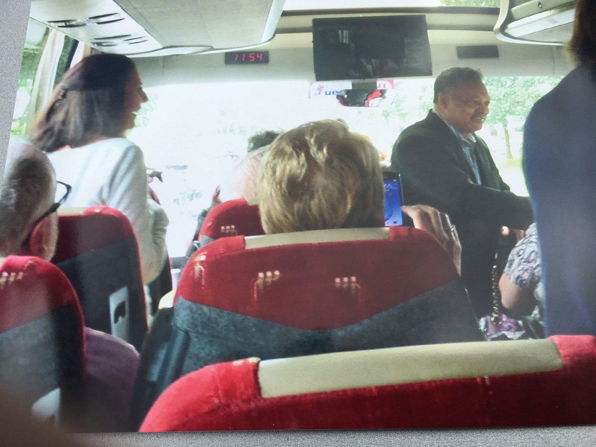 #CelebritySpotting: @RevJJackson surprised our holidaymakers in Ireland yesterday, when he got on the Caledonian Travel coach to say hello!
