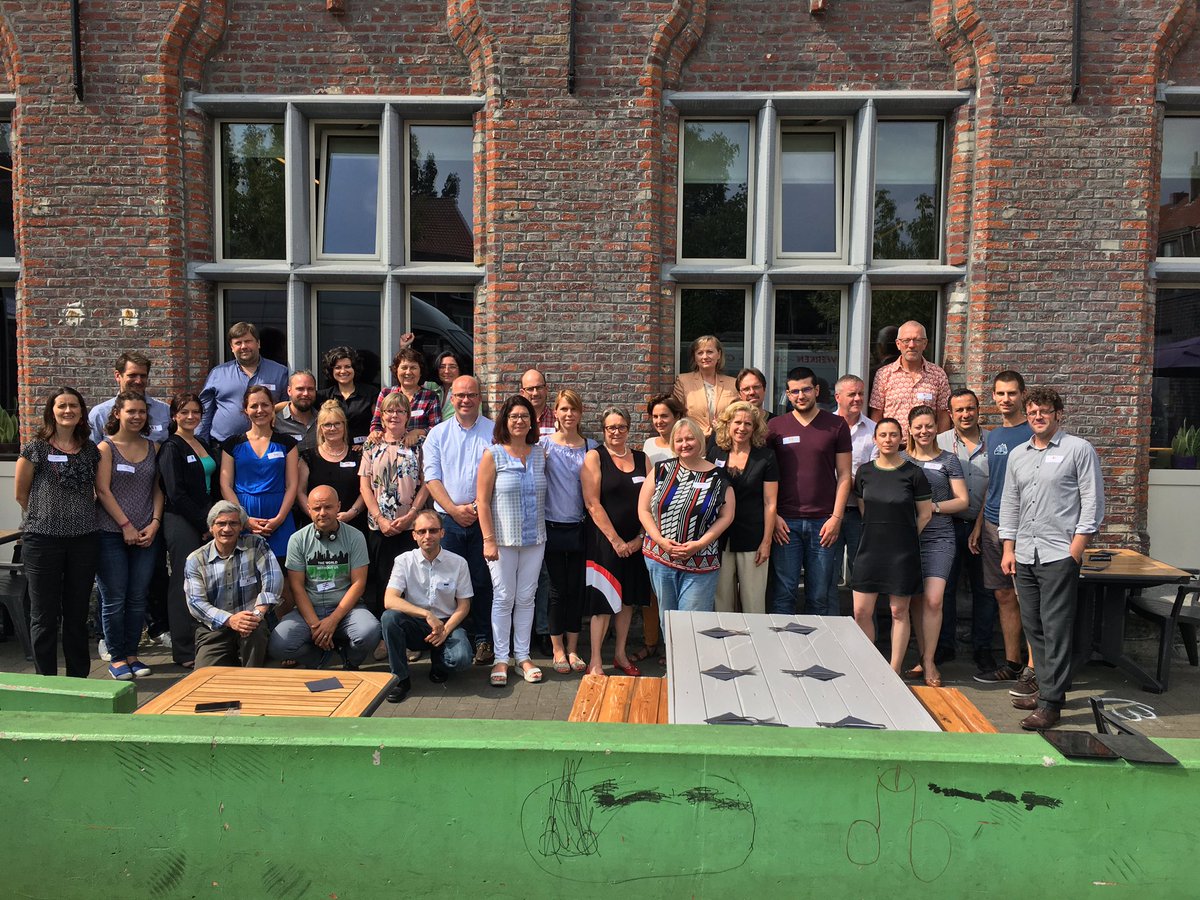 <a href="/ensienetwork/">ensie</a> est en train de grandir comme les #entreprises de l'#IAE!