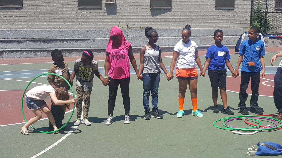 CraigCMartin12's tweet image. Thx 2 Mr Jordan of @IvyChild 4 a Marvelous @mjperkins2014 #MindfulMagic Assembly @BostonSchools @selwellbps