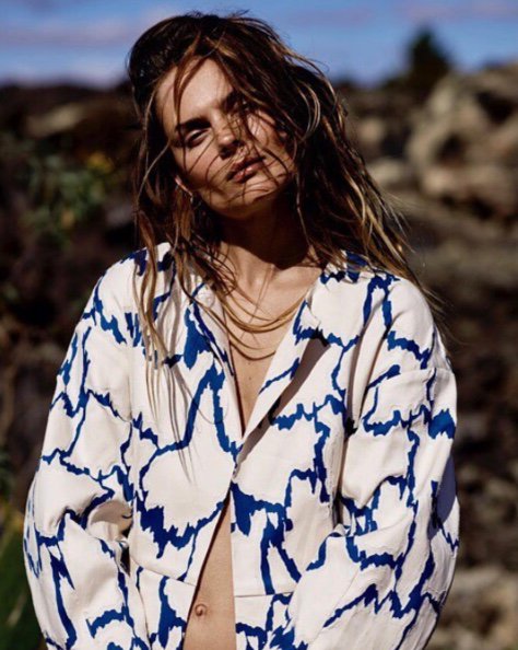 Make-up by @AdeleMUA for <a href="/SUITCASEmag/">SUITCASE</a> | Photography by <a href="/AnyaHoldstock/">Anya Holdstock</a> | Styling by <a href="/RobynKotze/">Robyn Kotze</a>