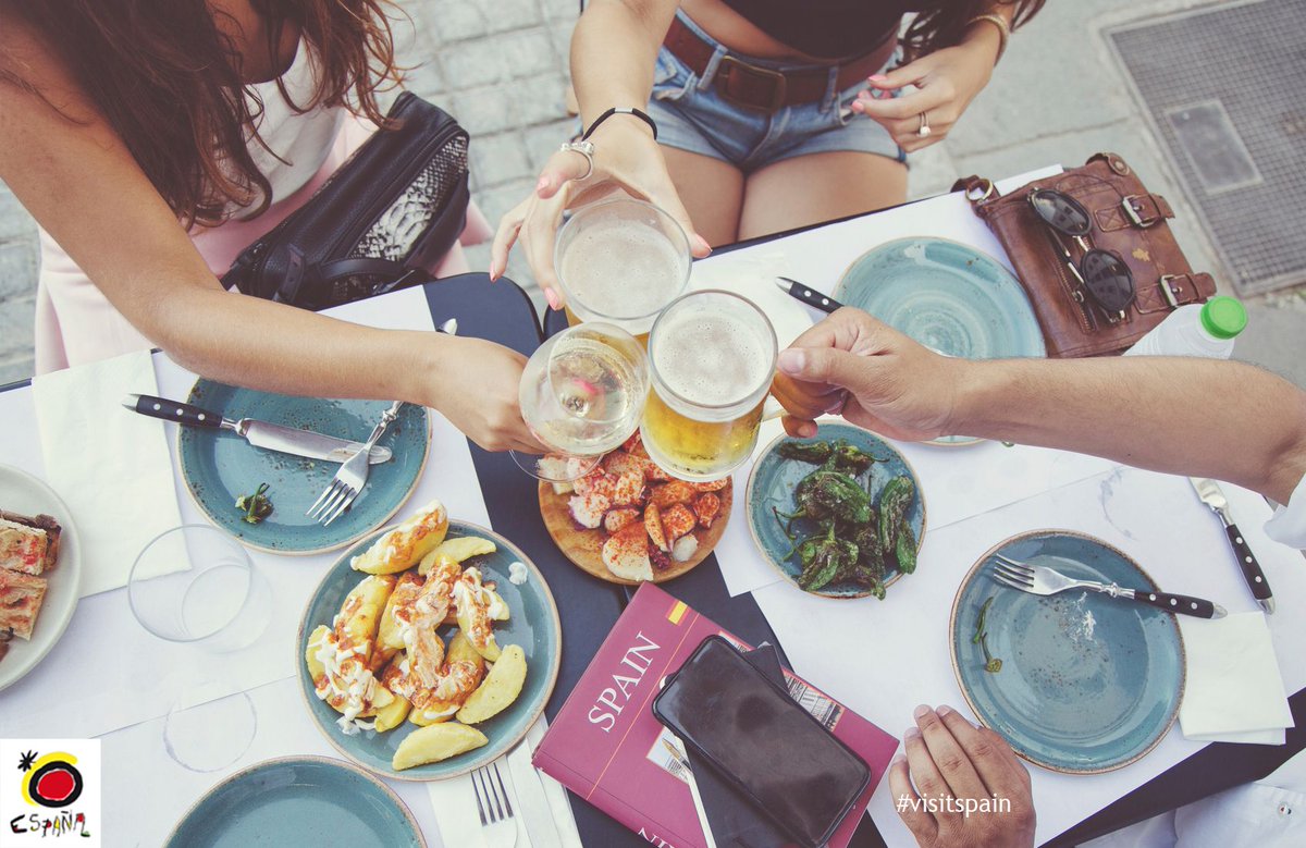 Today is World Tapas Day! Best celebrate with friends! #WorldTapasDay #TapasDay #DiaMundialDeLaTapa