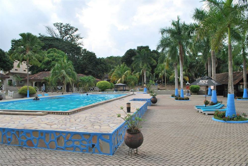 AkosomboContin1's tweet photo. Akosombo Continental Hotel, just after the Adomi bridge in the Eastern Region contact us on 0542700200 https://t.co/0XpnWusma7