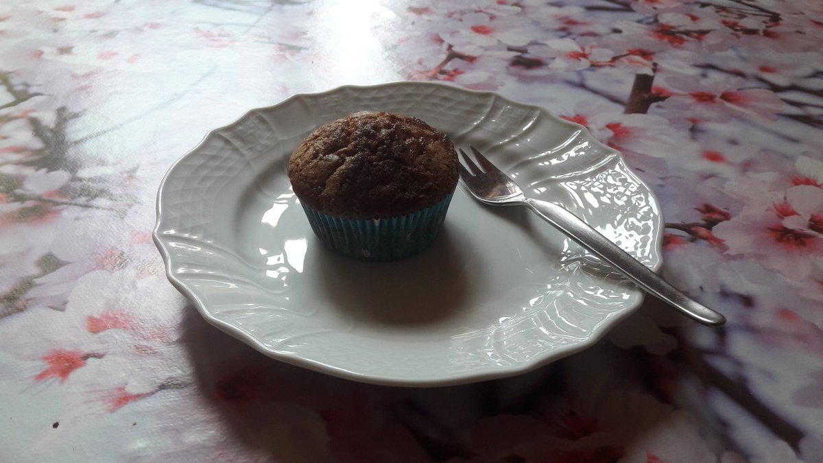Schuelermanager's tweet photo. Es gibt wieder einen #cakeoftheweek 
Schokoladenmuffins, yummy!!!
#loveschokolade #Kuchenliebe #cake #itscaketime https://t.co/70SmGndeJZ