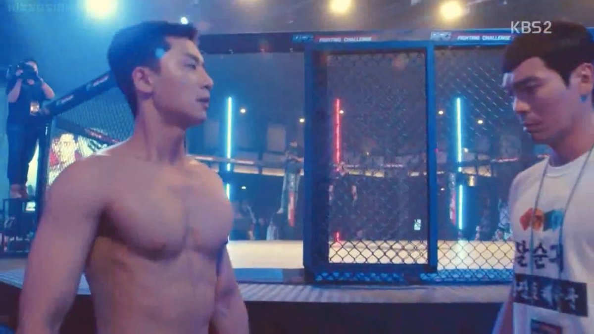kdramaworlld's tweet photo. we have been blessed with a park seo joon shirtless scene. RT to bless everyone's timeline https://t.co/Oiujka8IVE
