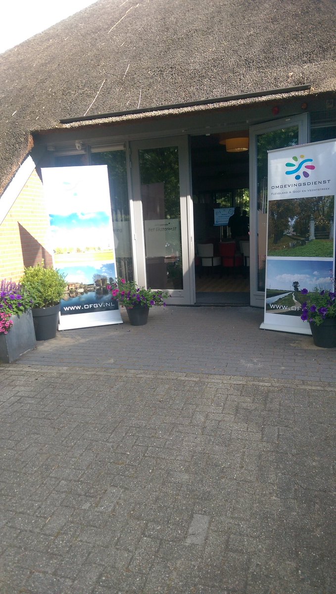 karinagroen's tweet photo. Vandaag #handhaversdag2017 #ofgv we zijn er klaar voor. https://t.co/Ap572PQIlp