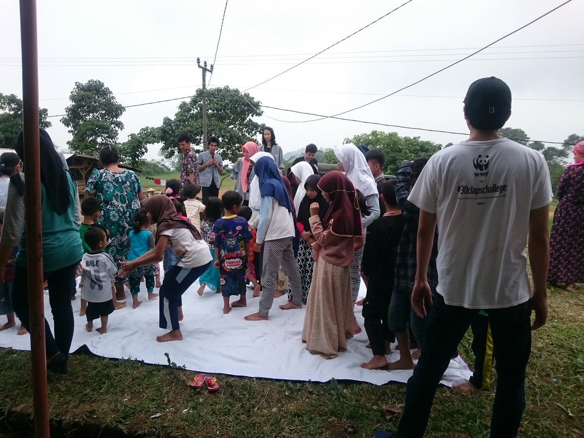 Sedang berlangsung Penyuluhan Kesehatan oleh WWF Panda Mobile